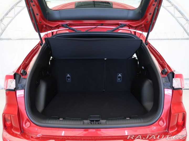 Ford Kuga 1.5EcoBoost,110kW,ST-LINE 2023