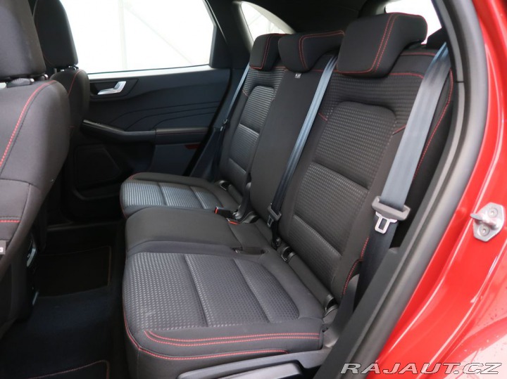 Ford Kuga 1.5EcoBoost,110kW,ST-LINE 2023