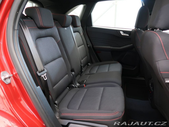 Ford Kuga 1.5EcoBoost,110kW,ST-LINE 2023