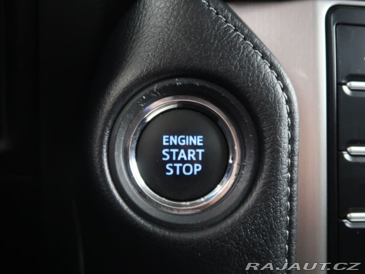 Toyota Land Cruiser 2.8D4-D,150kW,CZ,1Maj,4x4 2023