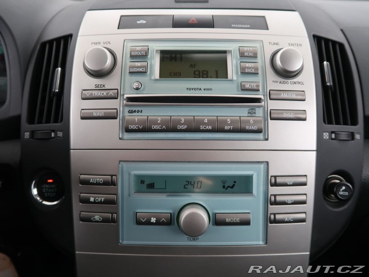 Toyota Corolla Verso 2.2D-4D,130kW,Manuál 2007