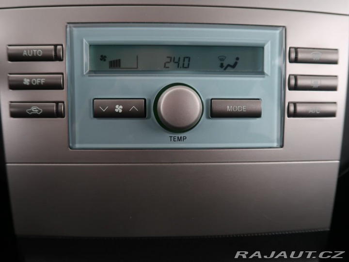 Toyota Corolla Verso 2.2D-4D,130kW,Manuál 2007