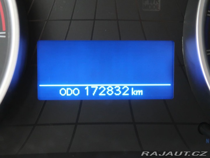 Toyota Hilux 2.4D-4D,110kW,Manuál,4x4 2020