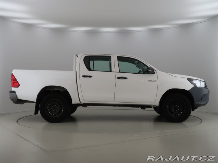 Toyota Hilux 2.4D-4D,110kW,Manuál,4x4 2020