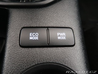 Toyota Hilux 2.4D-4D,110kW,Manuál,4x4 2020