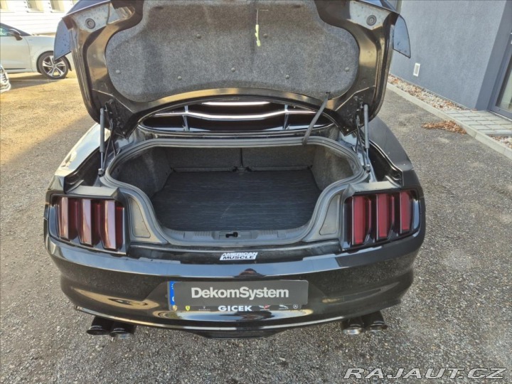 Ford Mustang 5,0 GT V8 324 kW 2015