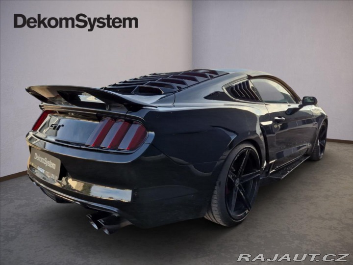 Ford Mustang 5,0 GT V8 324 kW 2015