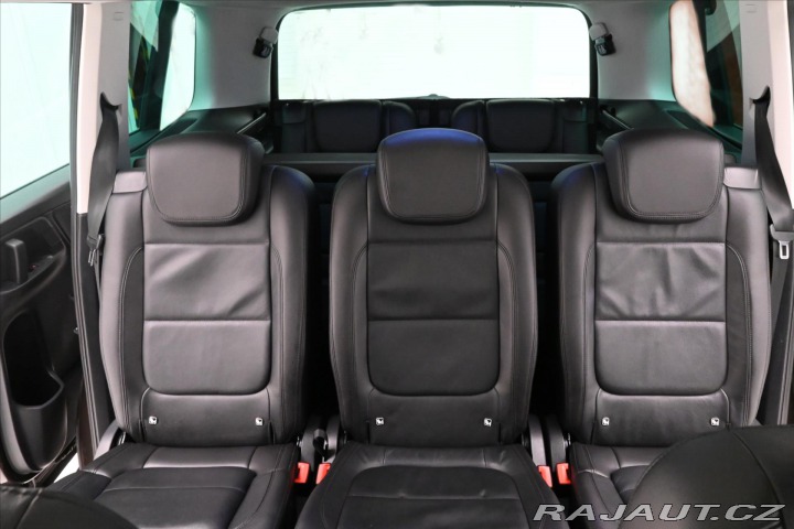 Volkswagen Sharan 2,0 TDI 110 kW DSG Highli 2020