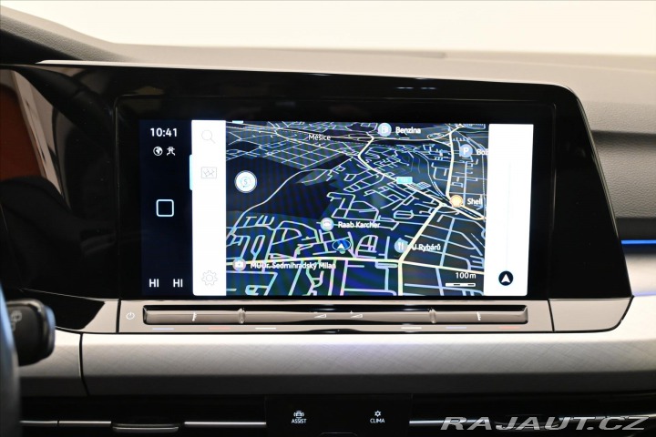 Volkswagen Golf 2,0 TDI 85kW Life DSG Zár 2022