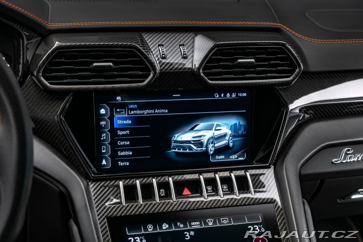 Lamborghini Urus 4.0 V8, pano, masáže, 360 1800