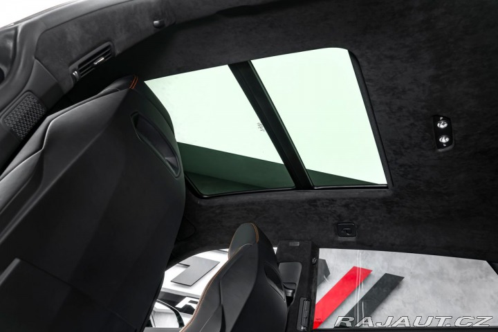 Lamborghini Urus 4.0 V8, pano, masáže, 360 2022