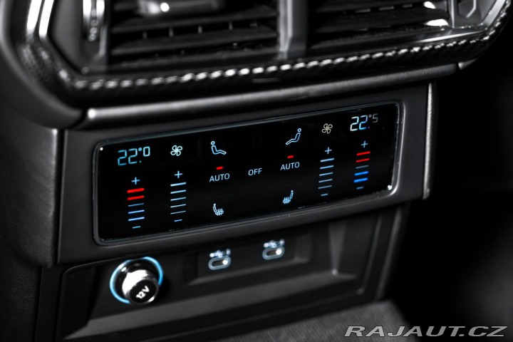 Lamborghini Urus 4.0 V8, pano, masáže, 360 1800