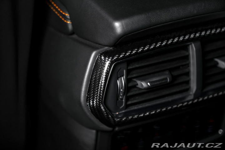 Lamborghini Urus 4.0 V8, pano, masáže, 360 1800