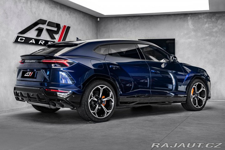 Lamborghini Urus 4.0 V8, pano, masáže, 360 1800