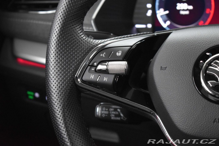 Škoda Octavia 2.0TDI STYLE+*TAŽNÉ*WEBAS 2023