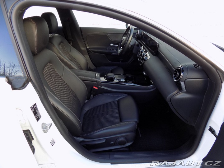 Mercedes-Benz CLA 200d/Full-Led/1.majitel/ 2019
