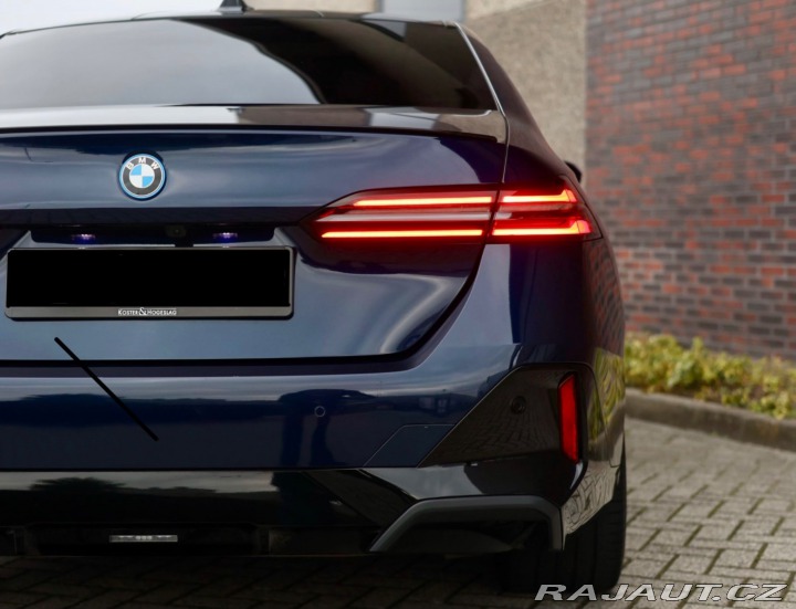 BMW 5 550e xDrive ehybrid 360K 2024