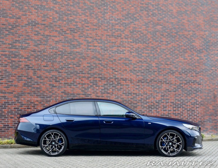 BMW 5 550e xDrive ehybrid 360K 2024