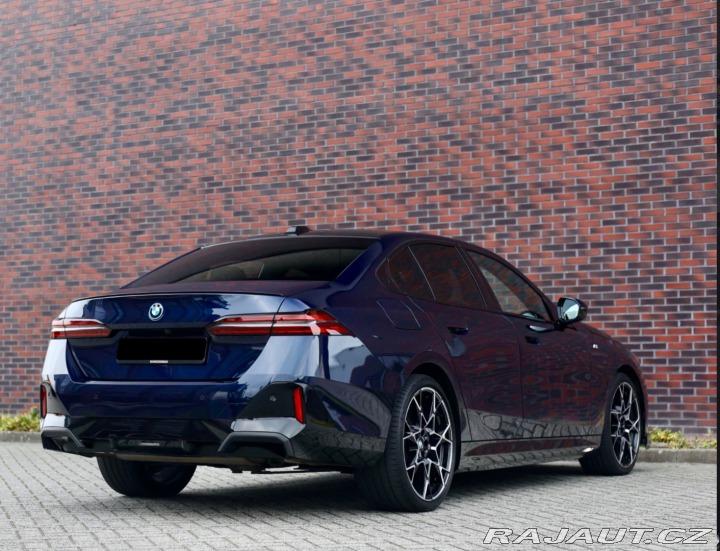 BMW 5 550e xDrive ehybrid 360K 2024