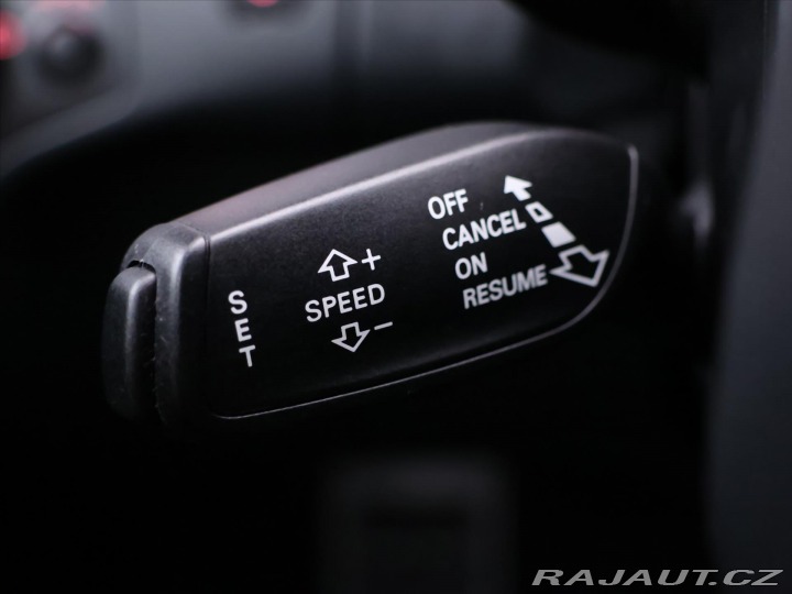 Audi A4 2,0 TDI 105kW Aut. Navi K 2012