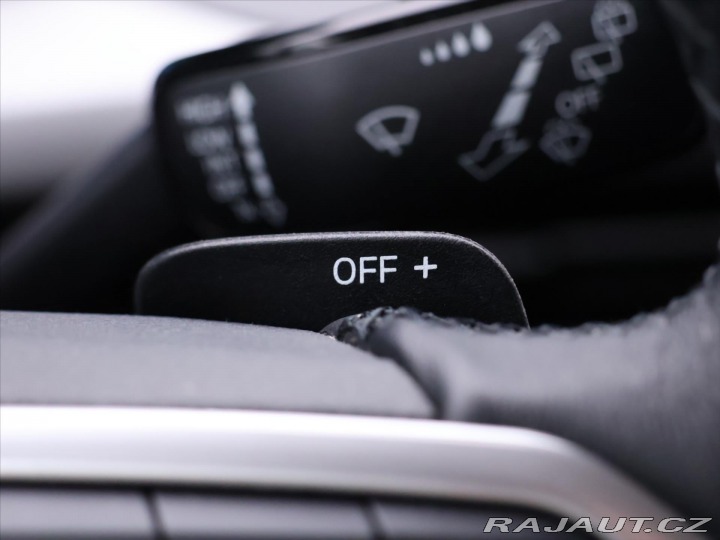 Volkswagen Golf 2,0 TDI 110kW DSG Style D 2021