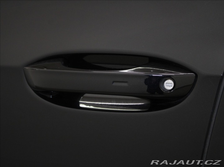 Volkswagen Golf 1,5 TSi 110kW Style Paměť 2023