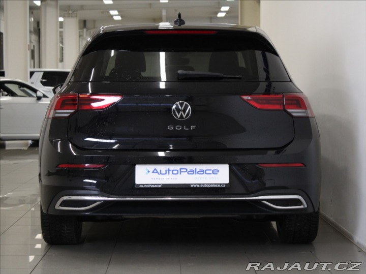 Volkswagen Golf 1,5 TSi 110kW Style Paměť 2023