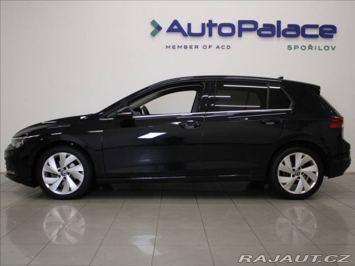 Volkswagen Golf 1,5 TSi 110kW Style Paměť 2023