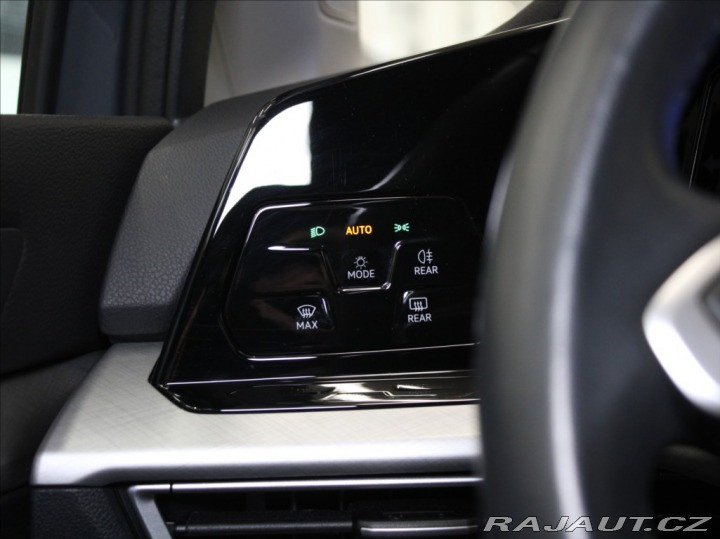 Volkswagen Golf 1,0 TSi 81kW Life 40tkm. 2022