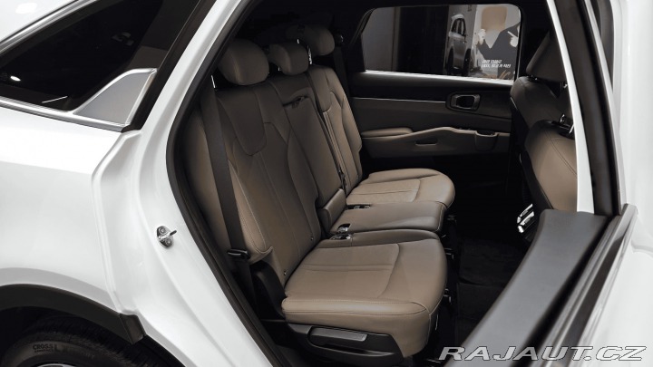 Kia Sorento 2.5T FWD 2025