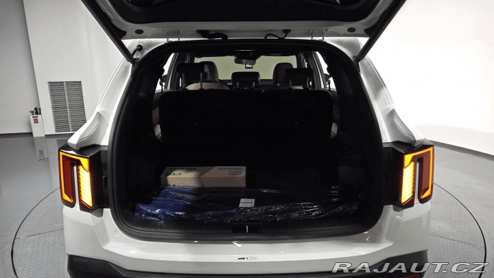 Kia Sorento 2.5T FWD 2025