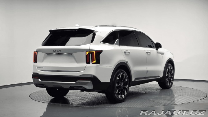 Kia Sorento 2.5T FWD 2025
