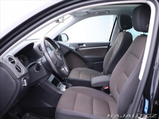 Volkswagen Tiguan 2,0 TDI 103kW DSG 4M Tažn 2012