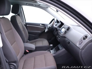 Volkswagen Tiguan 2,0 TDI 103kW DSG 4M Tažn 2012