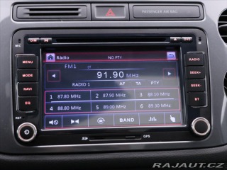 Volkswagen Tiguan 2,0 TDI 103kW DSG 4M Tažn 2012