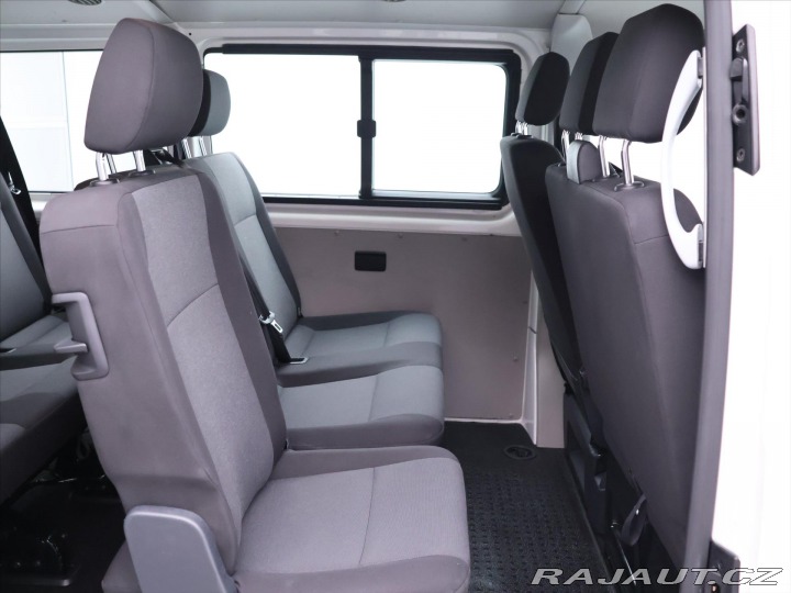 Volkswagen Transporter 2,0 TDI 110kW DSG L2 9mís 2018