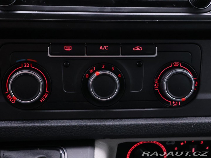 Volkswagen Transporter 2,0 TDI 110kW DSG L2 9mís 2018