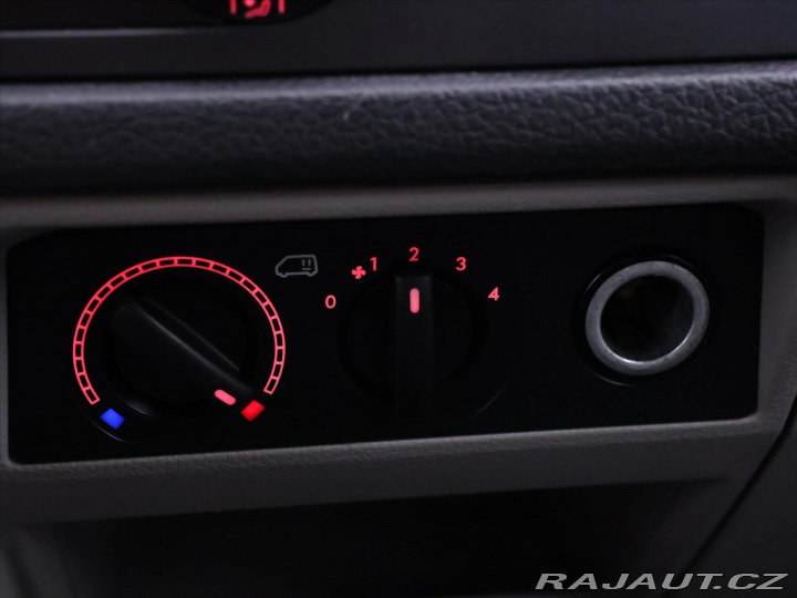 Volkswagen Transporter 2,0 TDI 110kW DSG L2 9mís 2018