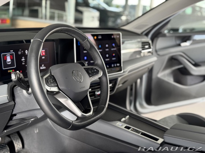 Volkswagen Passat 1,5 eTSI DSG*Masáž*Webast 2024