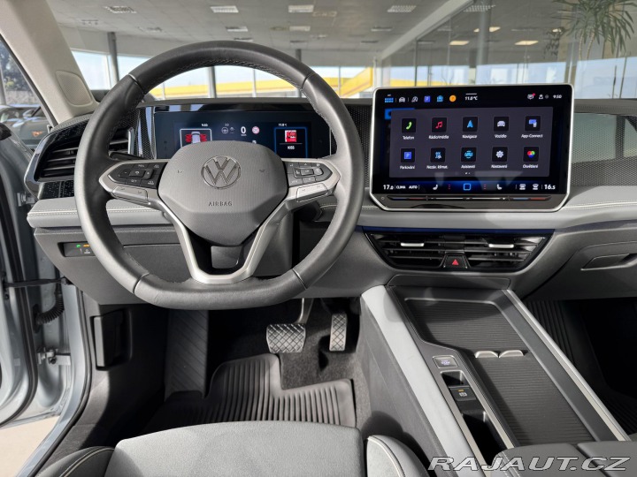 Volkswagen Passat 1,5 eTSI DSG*Masáž*Webast 2024