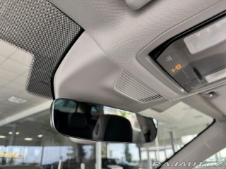 Volkswagen Passat 1,5 eTSI DSG*Masáž*Webast 2024