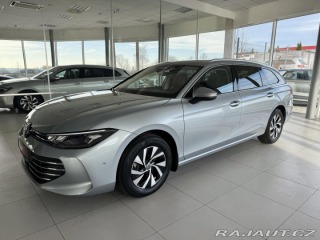 Volkswagen Passat 1,5 eTSI DSG*Masáž*Webast 2024
