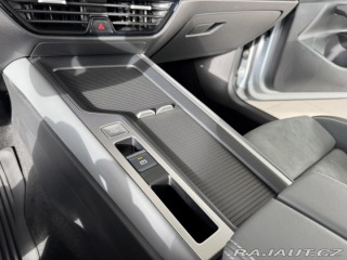 Volkswagen Passat 1,5 eTSI DSG*Masáž*Webast 2024