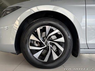 Volkswagen Passat 1,5 eTSI DSG*Masáž*Webast 2024