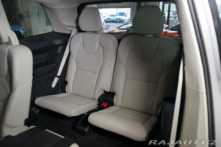 Volvo XC90 T8*RECHARGE*PANO*360*VZDU 2024