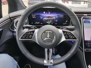 Mercedes-Benz EQE 300 Připravujeme 2025