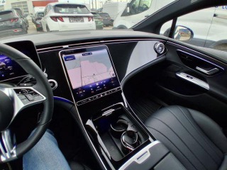 Mercedes-Benz EQE 300 Připravujeme 2025