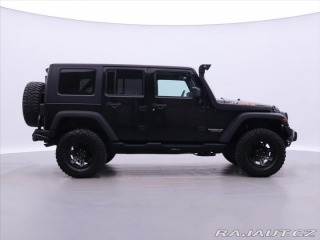Jeep Wrangler 2,8 CRD 130kW Aut. Unlimi 2010