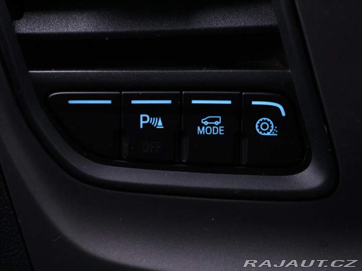 Ford Transit Custom 2,0 TDCI Aut. L2 6-Míst D 2019