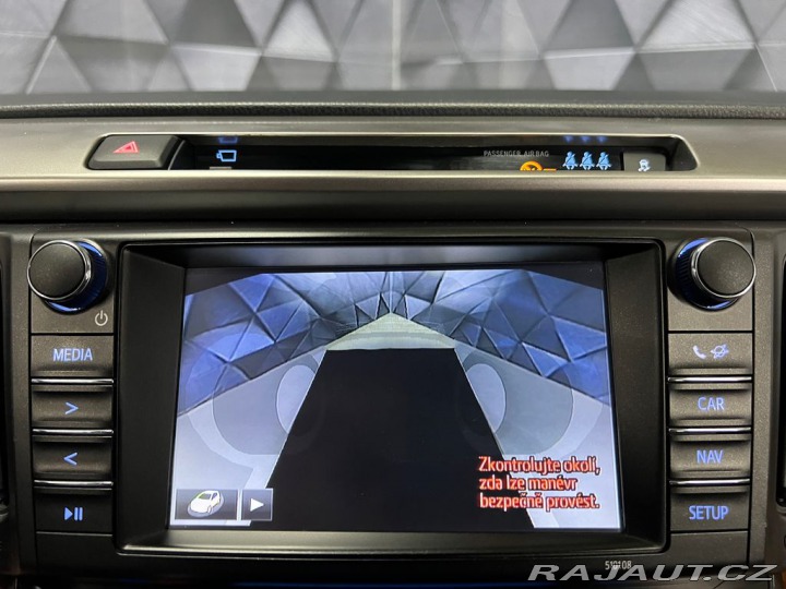 Toyota RAV4 2.5 Hybrid 4WD e-CVT EXEC 2017